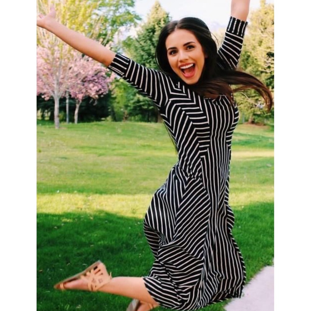 Anthropologie Saturday Sunday Pieced Stripe Asymmetrical Midi Dress XS Black‎